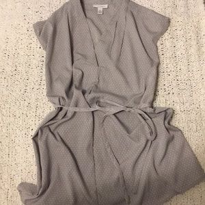 Gray cap sleeve maternity shirt